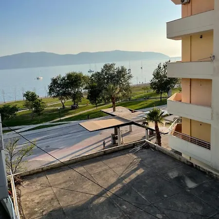 Apartament Me Qera 1+1 Konukevi *