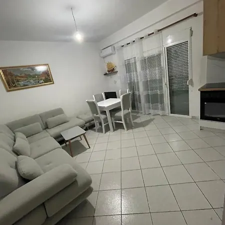 Apartament Me Qera 1+1 Konukevi